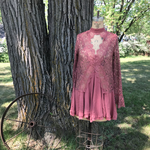 Free People Dresses & Skirts - Free People Secret Lace Mauve Tunic/Dress